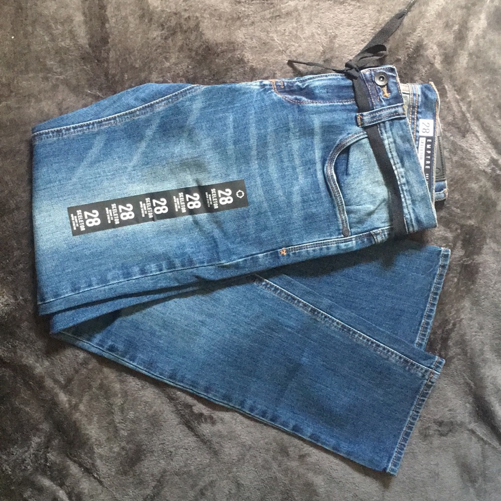 NWT  EMPYRE jeans